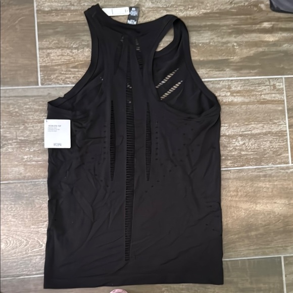 Victoria Sport Black Workout Tank - Picture 8 of 8